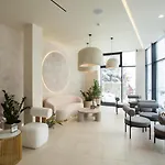 Otel Forest Hill & 3*