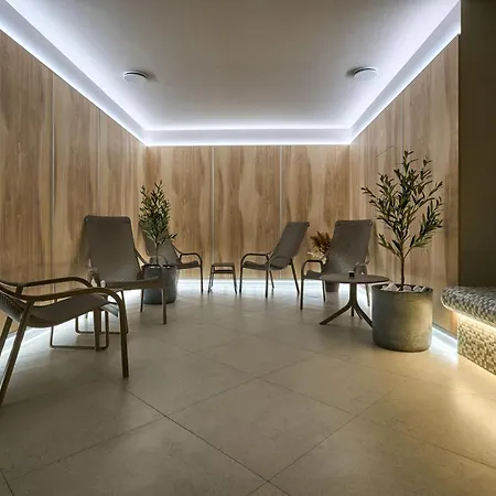 酒店 Forest Hill & 亚布卢尼齐亚