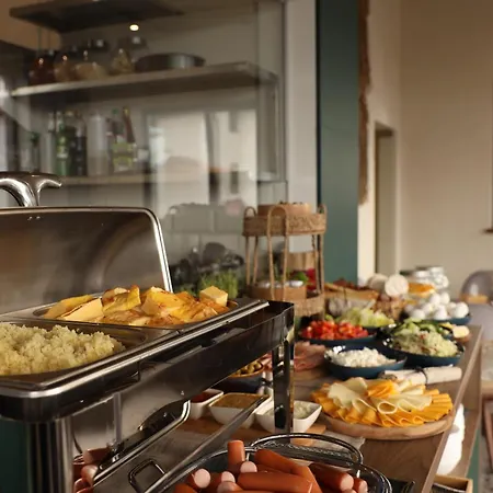 Forest Hill & Отель Яблоница