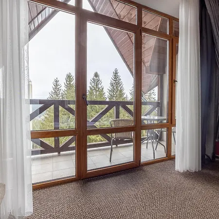 Forest Hill & 酒店