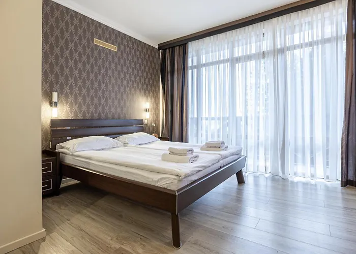 Forest Hill & Hotel 3*