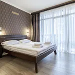 Forest Hill & Hotel 3*