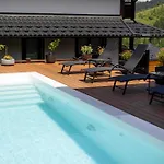 Forest Hill & Hotel 3*